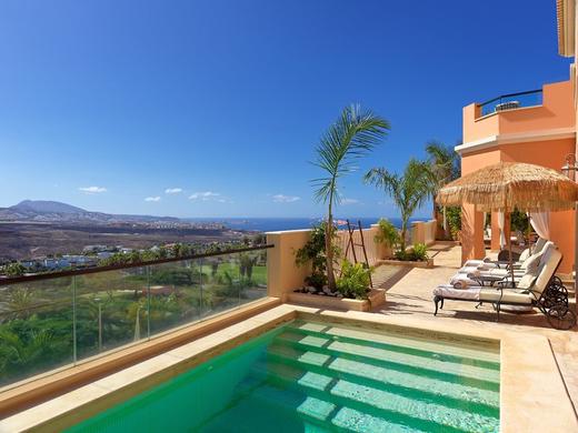 Hotel Royal Garden Villas & Spa