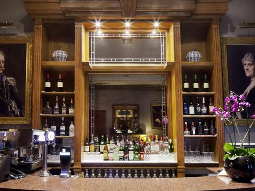 Strathmore Hotel