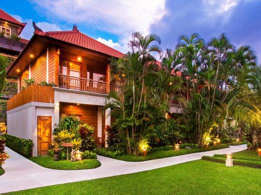 Astagina Resort Villas and Spa