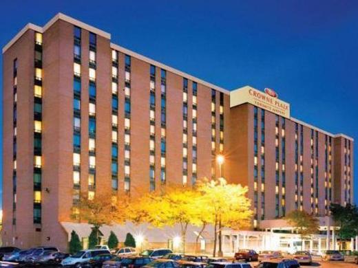 Crowne Plaza Toronto Airport