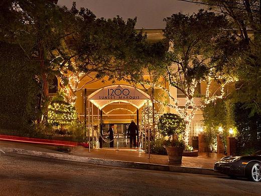 Sunset Marquis Hotel & Villas