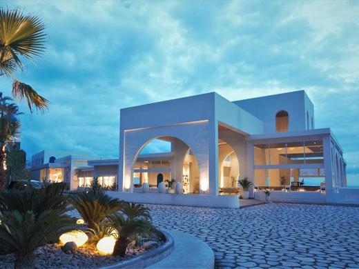 Royal Avila Boutique Resort