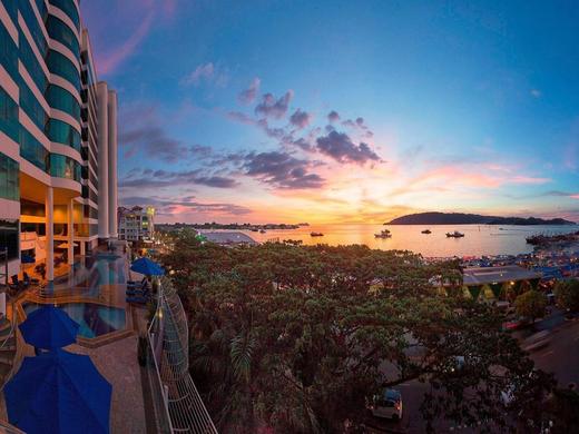 Le Meridien Kota Kinabalu