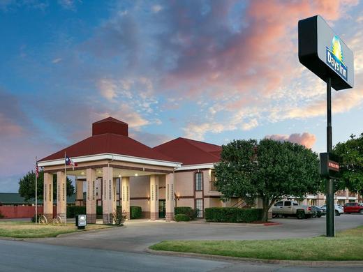 Hawthorn Extended Stay by Wyndham Orlando