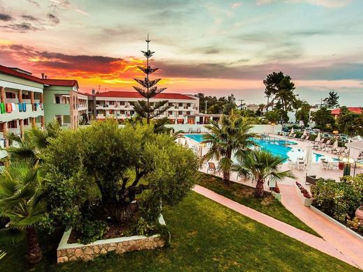 Tresor Sousouras Hotel