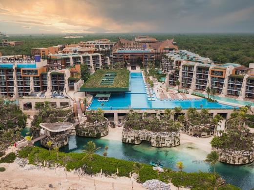 Hotel Xcaret Arte - All Xcaret Parks included