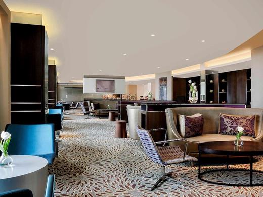 Hotel Pullman New Delhi Aerocity