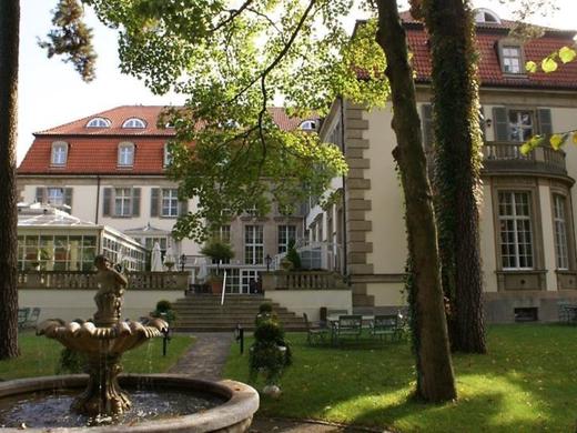 Schlosshotel Berlin by Patrick Hellmann