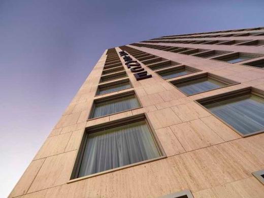 Renaissance Zürich Tower Hotel