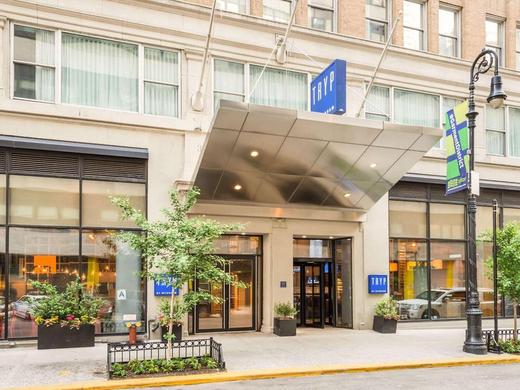 TRYP by Wyndham New York City Times Square / Midtown
