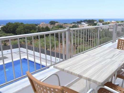 Gennadi Gardens Apartments