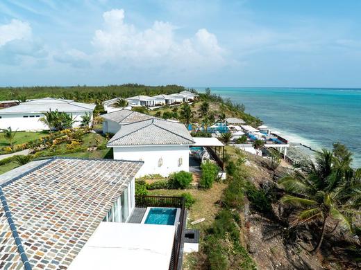 Le Mersenne Beach Hotel