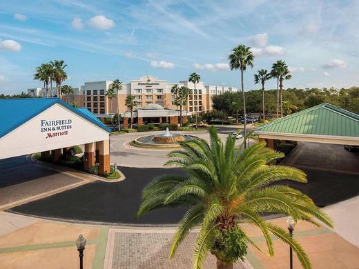 Courtyard Lake Buena Vista at the Marriott Village