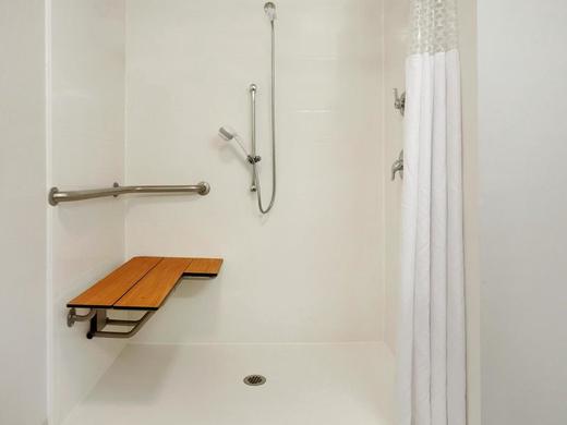 Hampton Inn & Suites Largo