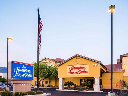 Hampton Inn & Suites Tucson-Mall