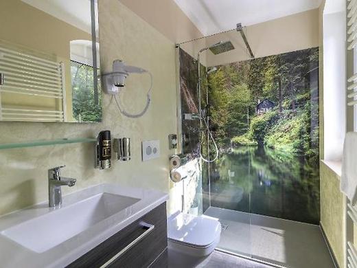 Gaststätte & Pension Lichtenhainer Wasserfall