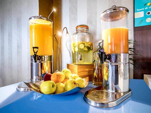 Novotel Suites Paris Issy les Moulineaux Hotel