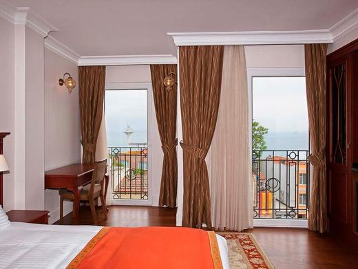 Aren Suites