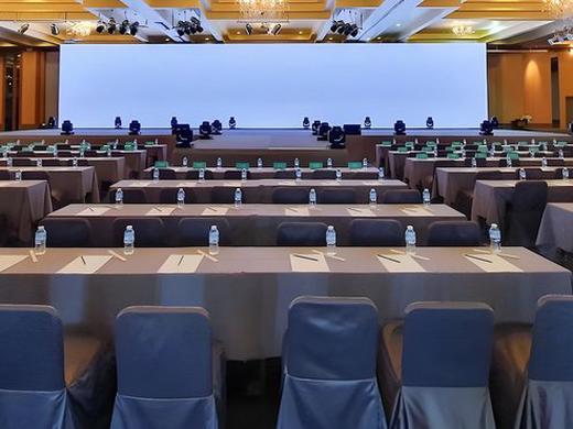 Royal Phuket City Hotel