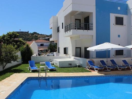 Vicentina Aparthotel