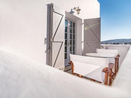 LavaRock Santorini