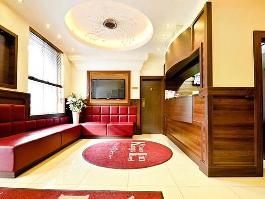 Kings Cross Inn Hotel