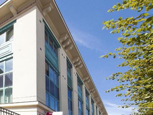 Séjours & Affaires Rive Gauche Serris