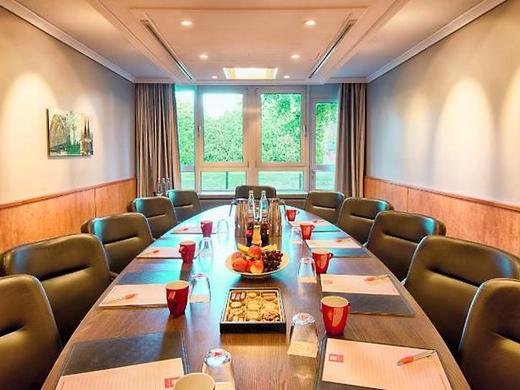 Leonardo Hotel Köln Bonn Airport