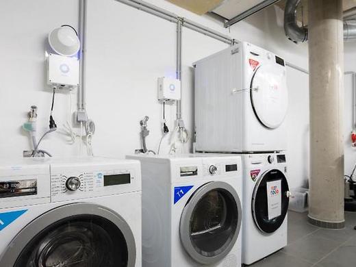 FeelGood Apartments SmartLiving | contactless check-in