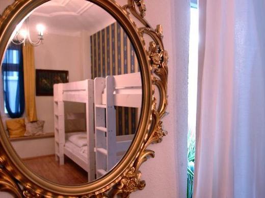 Lotte - The Backpackers