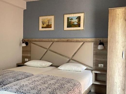 Guesthouse HHL - Liman ll