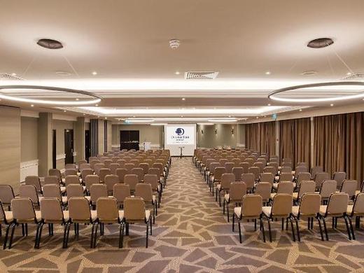 DoubleTree by Hilton Hotel London - Ealing