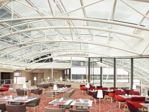 Hotel Oceania Paris Roissy CDG