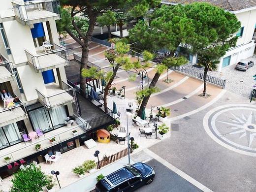 Hotel Riviera
