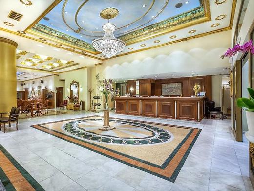 Imperial Palace | Classical Hotel