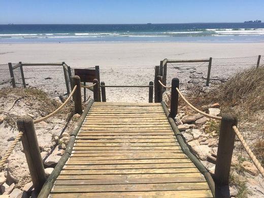 Leisure Bay Luxury Suites