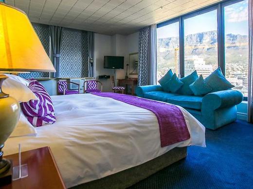 Cape Town Lodge Hotel