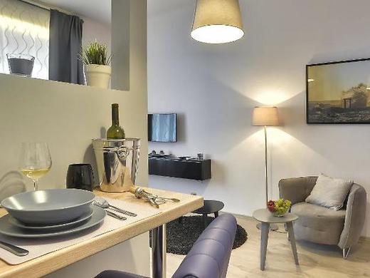 D&A Center Apartments