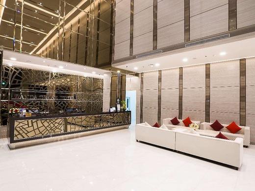 BEST WESTERN PLUS Wanda Grand Hotel