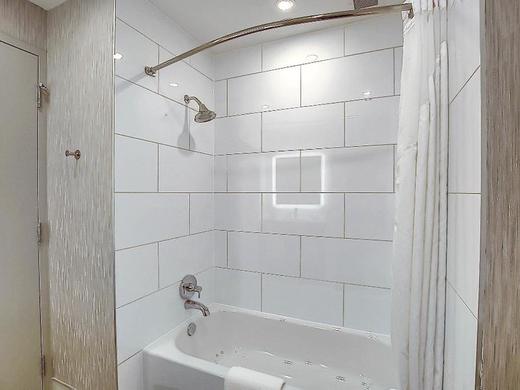 Holiday Inn Express & Suites Calgary Airport Trail NE