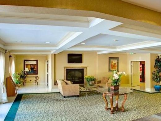 Best Western Media Center Inn & Suites