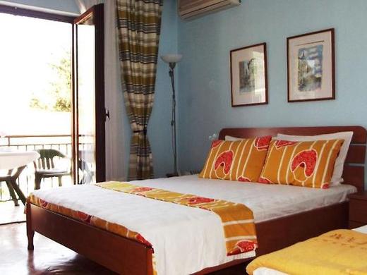 Apartments Mikovi'