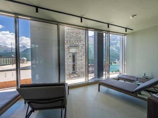 Monopol art boutique