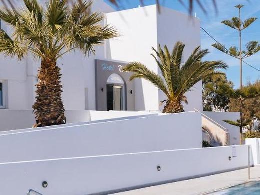 Nikos Hotel