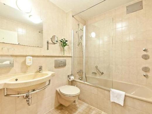 Novum Hotel Boulevard Stuttgart City