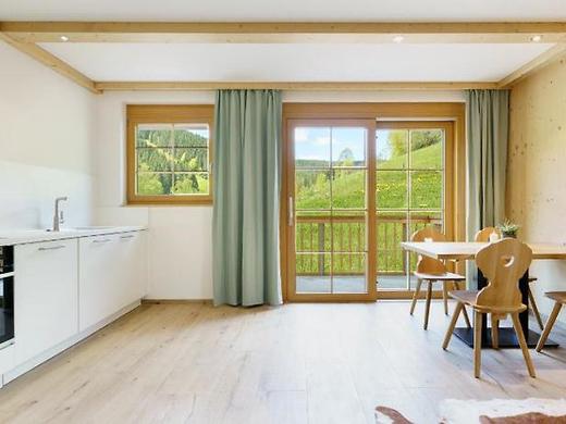 SCHWARZENBACH - Apartments & Rooftop Pool