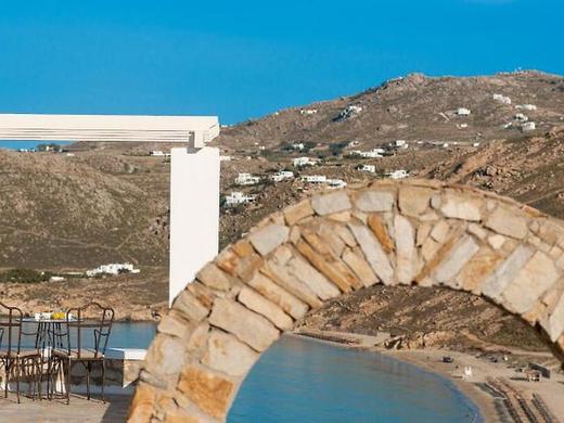 Cova Mykonos Suites