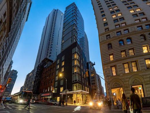 Hotel Indigo World Trade Center NYC