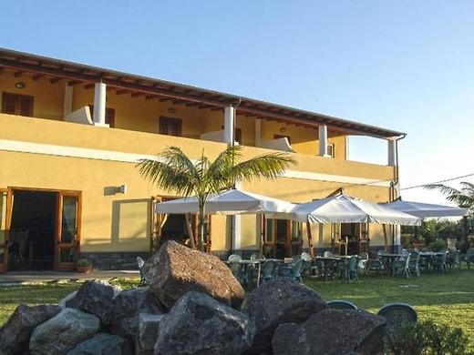 Eolian Residence