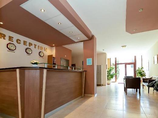 Aparthotel Rose Village